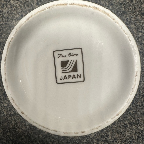 Vintage Butterfly Ginger Jar Fine China - Picture 5 of 5